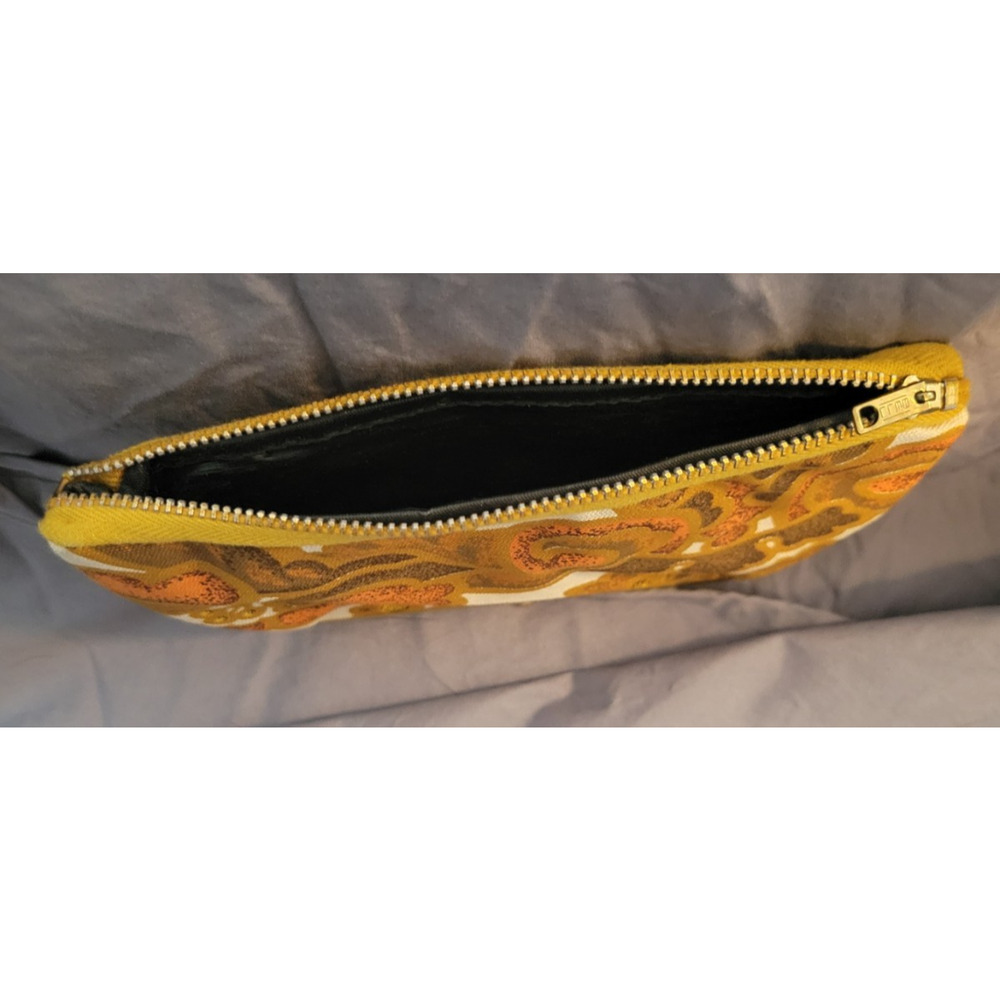 Vintage 1960's Fold over Mod Purse/Tote with Bakelite Handles with small purse - Picture 11 of 12